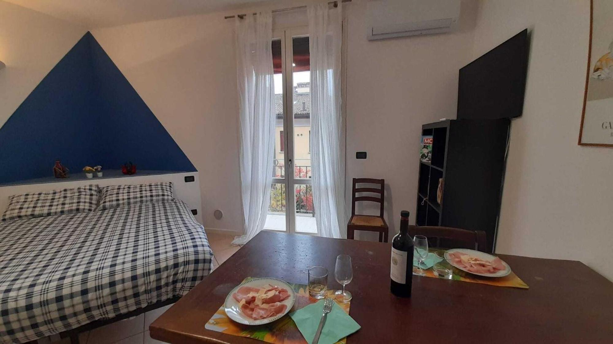 Happy Apartment - Twa Bologna Bagian luar foto
