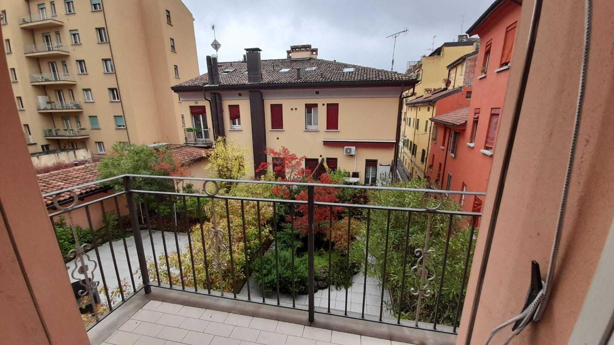 Happy Apartment - Twa Bologna Bagian luar foto